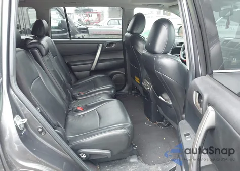 2011 Toyota Highlander Se V6 из США, поврежденный, VIN 5TDBK3EH6BS090970